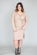 Load image into Gallery viewer, Daring Heart Ribbed Midi Taupe Dress
