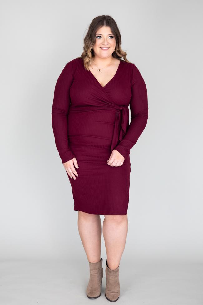 Daring Heart Ribbed Midi Burgundy Dress