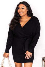 Afbeelding in Gallery-weergave laden, CAITLIN COVINGTON X PINK LILY The Chelsea Wrap Black Sweater Dress
