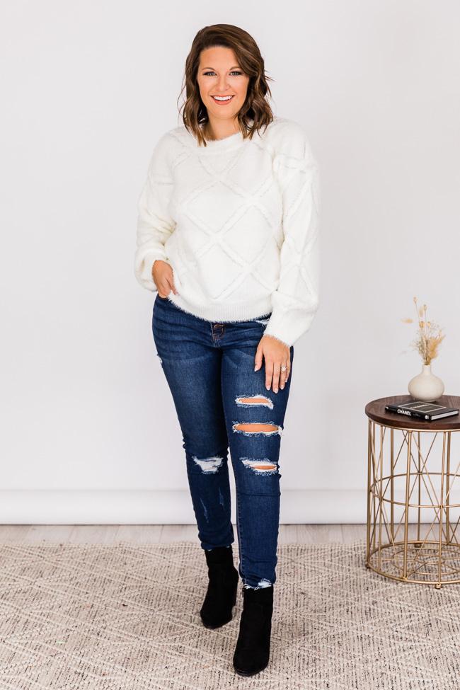 Another Memory Ivory Diamond Textured Sweater