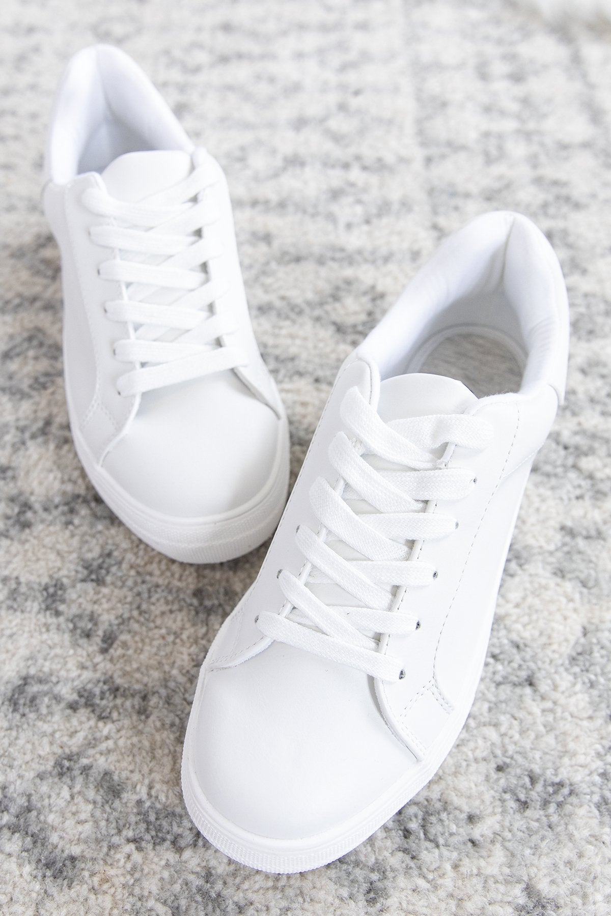 The Jenny Solid Sneakers White